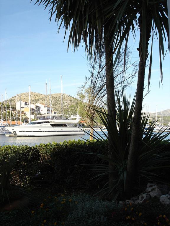 Apartments Olea Marina Εξωτερικό φωτογραφία